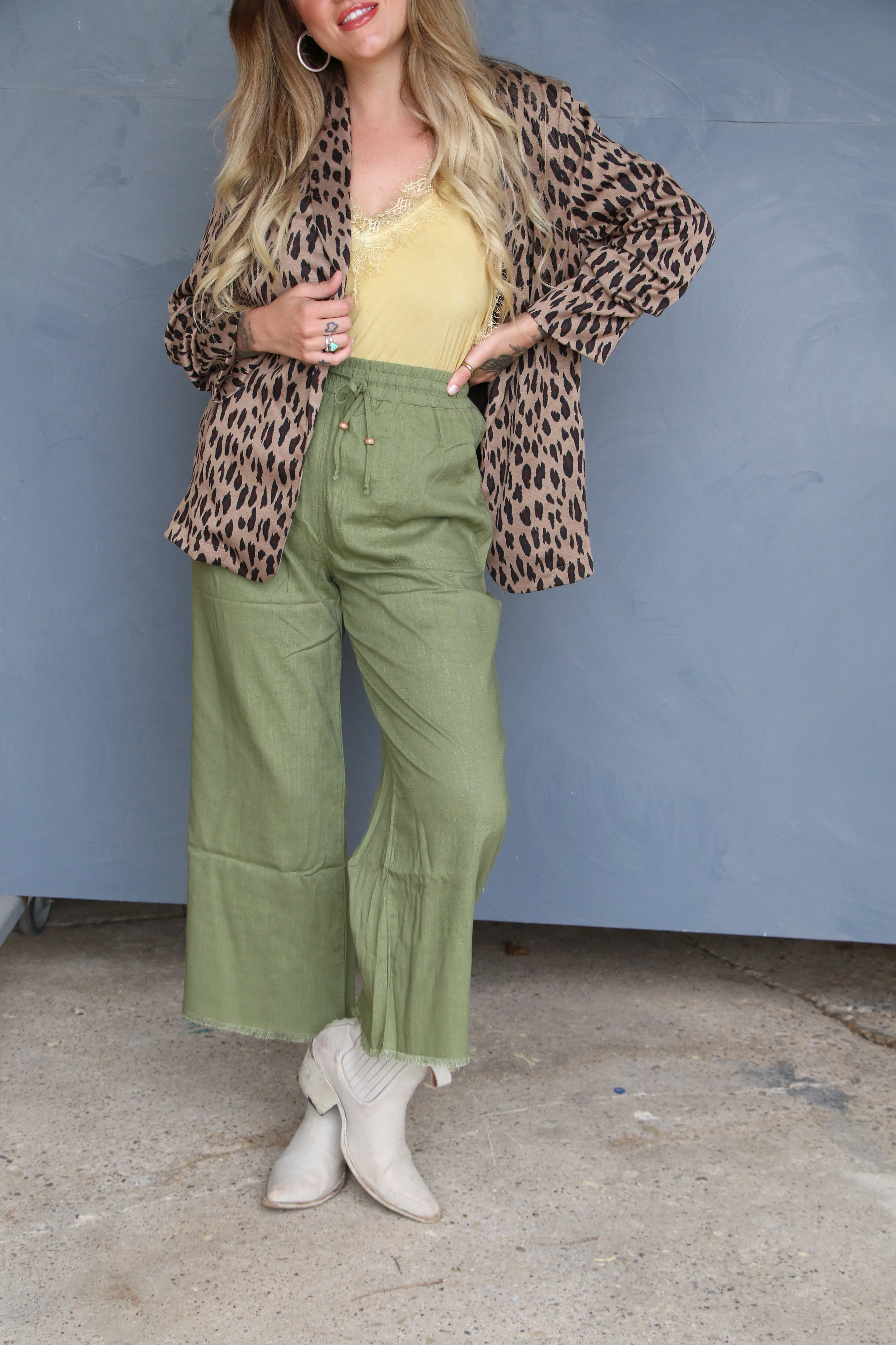 522260 OLIVE LINEN WIDE PANTS