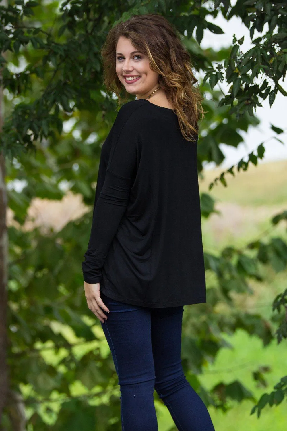 Long Sleeve V-Neck Piko Top - Black